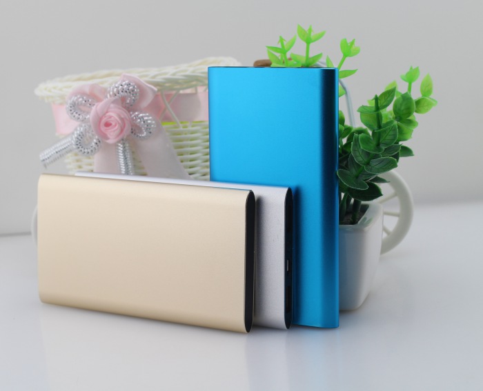 超薄聚合物移动电源4000毫安 双USB通用铝壳合充电宝 power bank